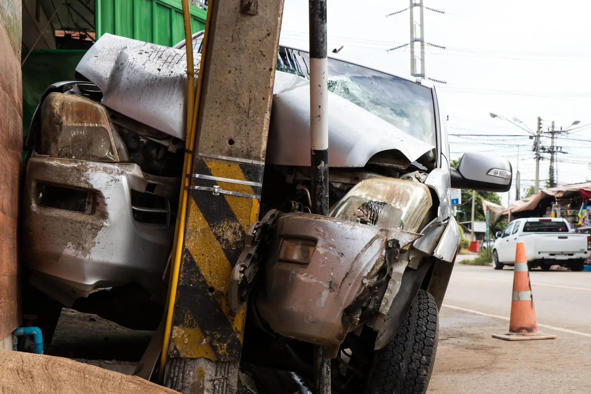 Read more about the article What if a power line falls on your car